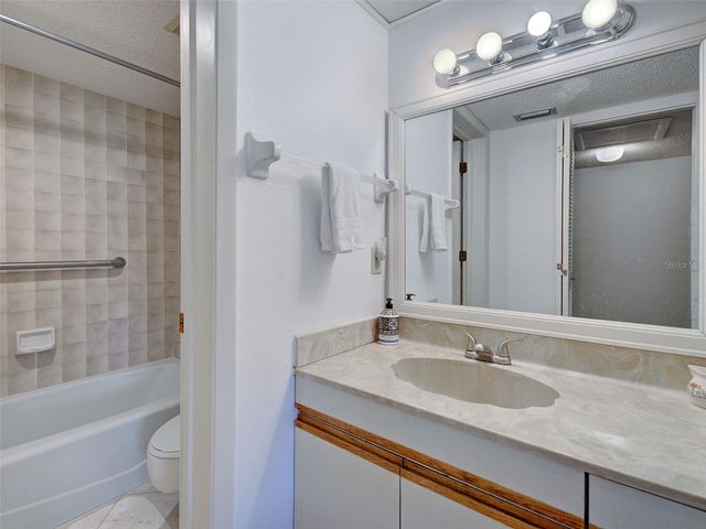 1405 PINE LAKE DRIVE 5, Venice, FL 34285