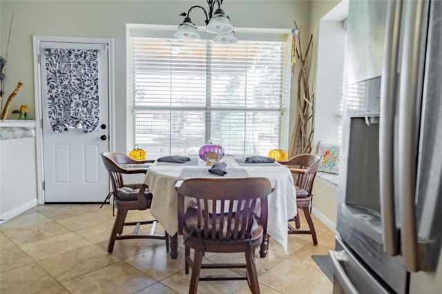 814 Doral Drive, Mansfield, TX 76063