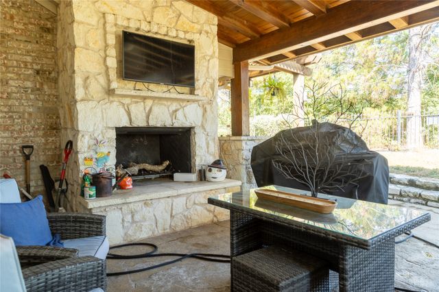 814 Doral Drive, Mansfield, TX 76063