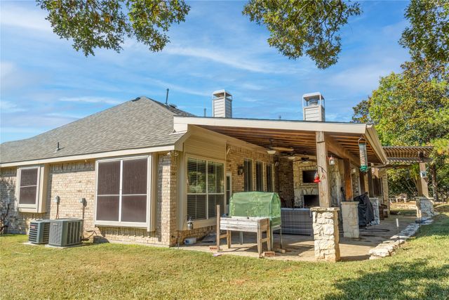 814 Doral Drive, Mansfield, TX 76063