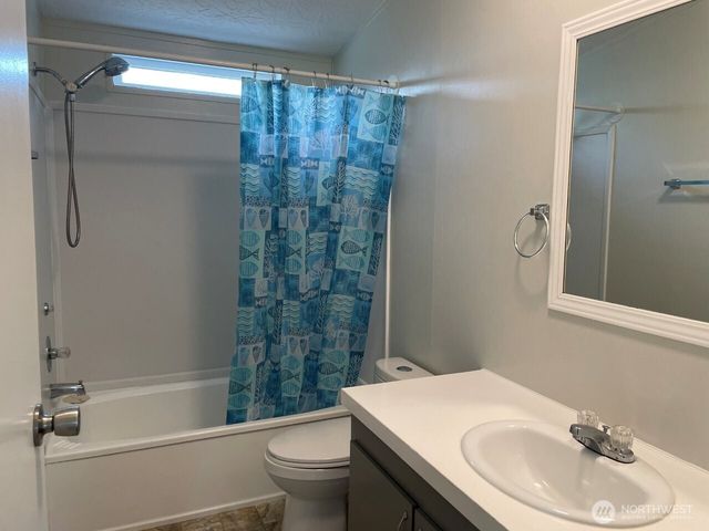 70 Head Gate, Sequim, WA 98382
