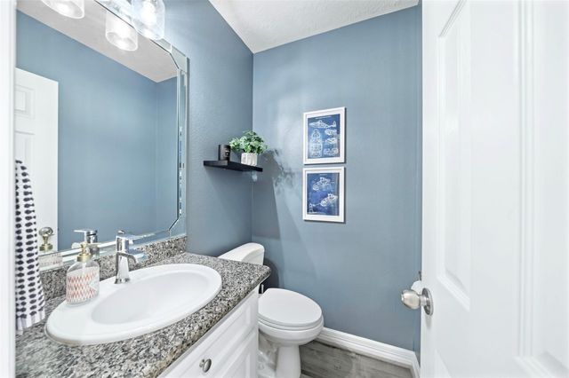 17570 Highway 105 W 33, Montgomery, TX 77356