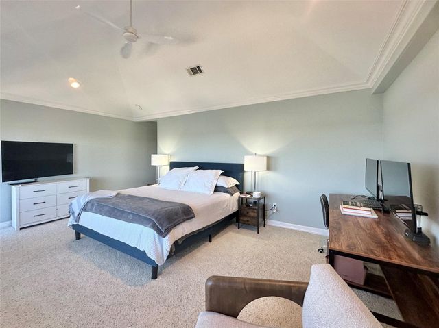 17570 Highway 105 W 33, Montgomery, TX 77356