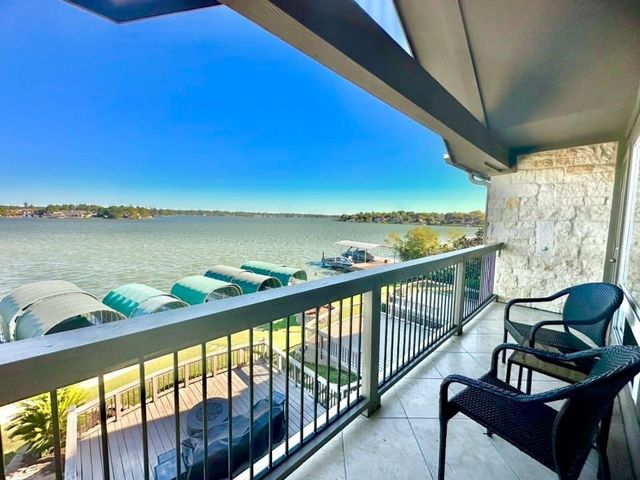 17570 Highway 105 W 33, Montgomery, TX 77356