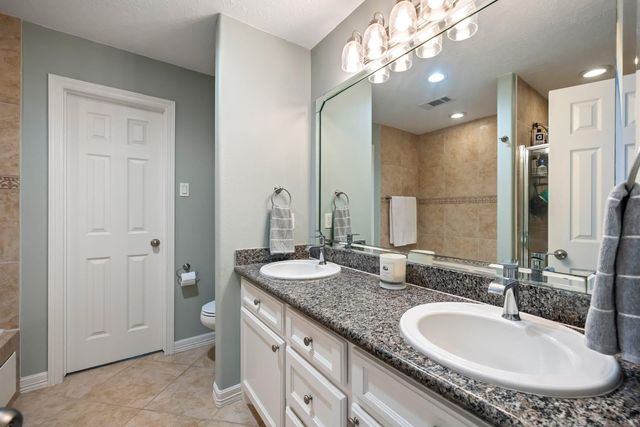 17570 Highway 105 W 33, Montgomery, TX 77356