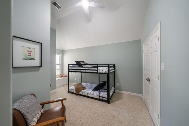 17570 Highway 105 W 33, Montgomery, TX 77356