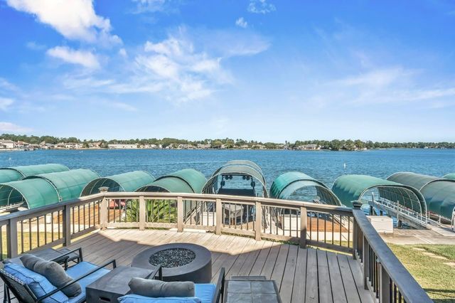 17570 Highway 105 W 33, Montgomery, TX 77356