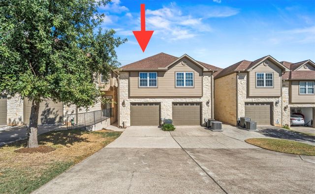 17570 Highway 105 W 33, Montgomery, TX 77356