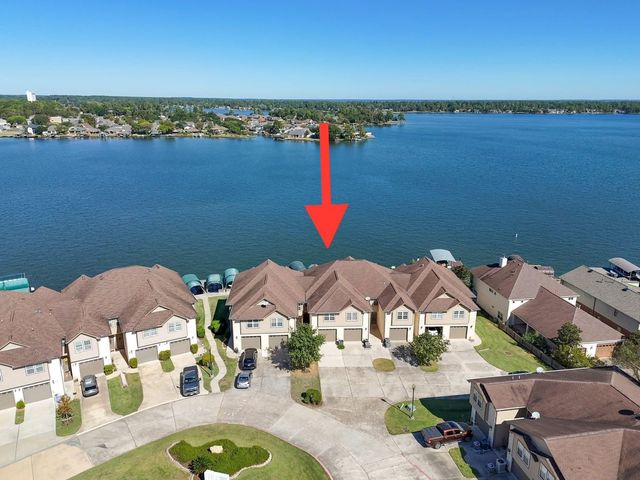 17570 Highway 105 W 33, Montgomery, TX 77356