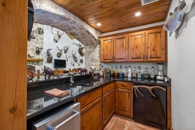 906 Valle Vista Drive, Athens, TX 75751