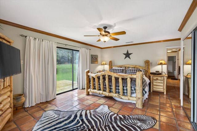 906 Valle Vista Drive, Athens, TX 75751