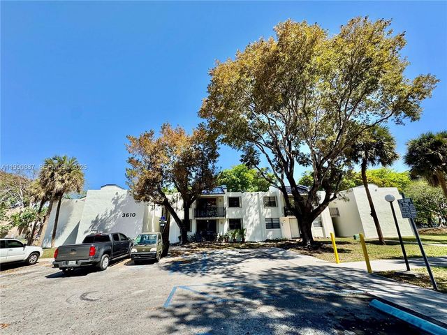 3610 SW 114th Ave 4-202, Miami, FL 33165