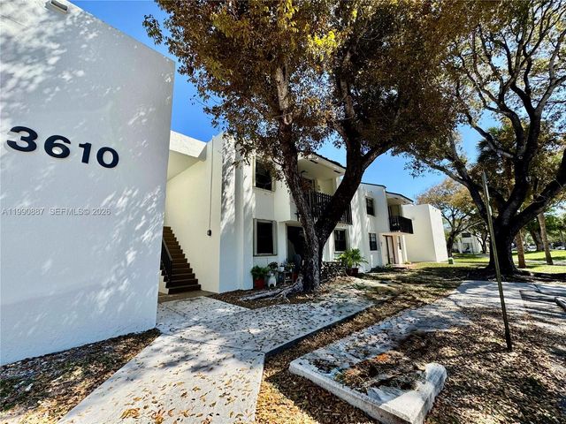 3610 SW 114th Ave 4-202, Miami, FL 33165