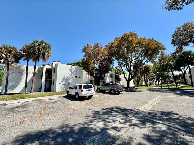 3610 SW 114th Ave 4-202, Miami, FL 33165