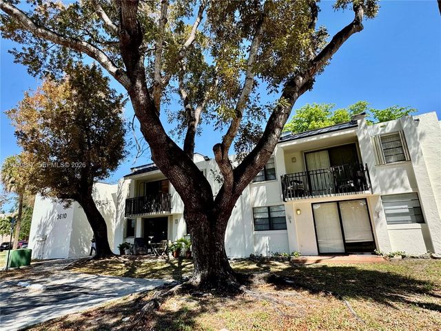 3610 SW 114th Ave 4-202, Miami, FL 33165