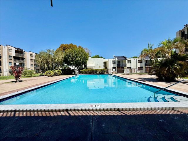 3610 SW 114th Ave 4-202, Miami, FL 33165