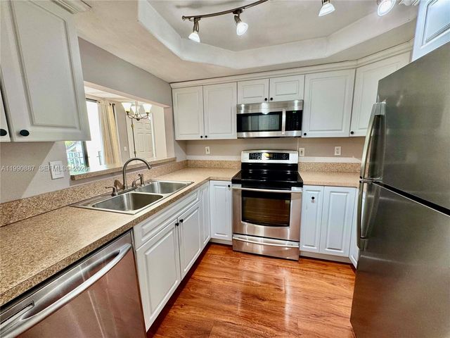 3610 SW 114th Ave 4-202, Miami, FL 33165