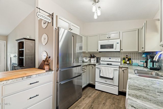 2360 Pinewood Drive, Maryville, TN 37803