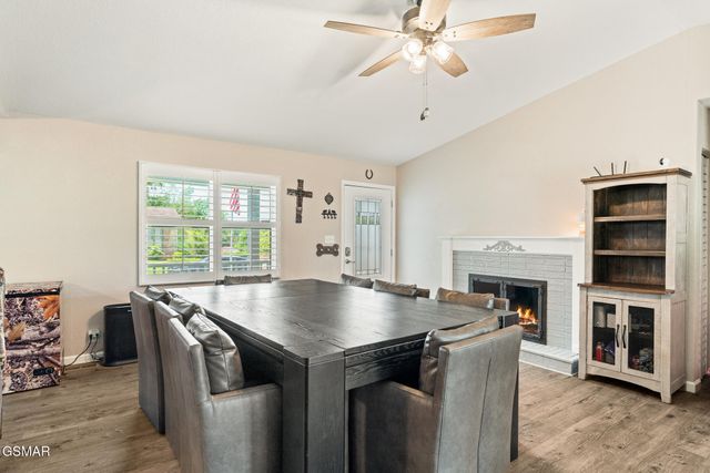 2360 Pinewood Drive, Maryville, TN 37803