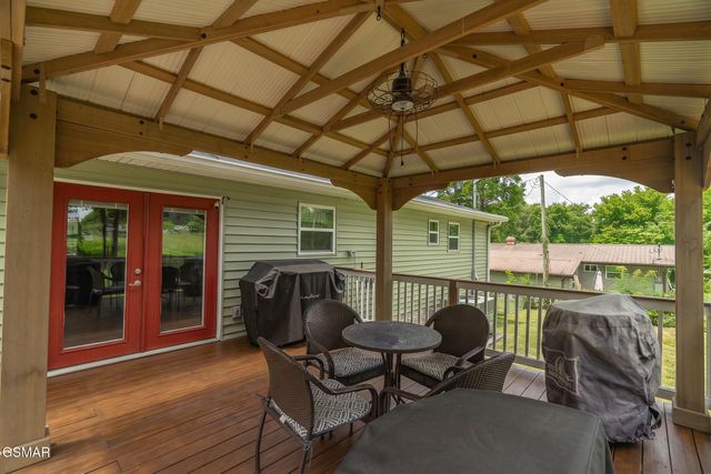 2360 Pinewood Drive, Maryville, TN 37803