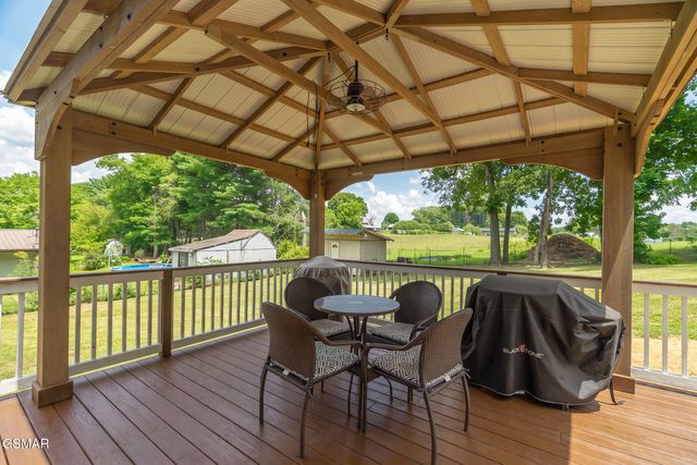 2360 Pinewood Drive, Maryville, TN 37803