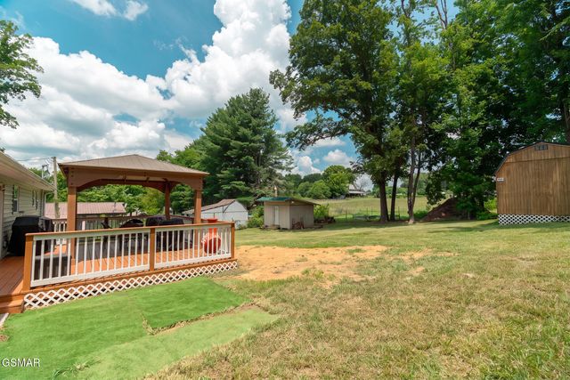 2360 Pinewood Drive, Maryville, TN 37803