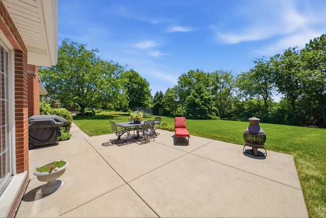 11321 Laura Lane, Frankfort, IL 60423