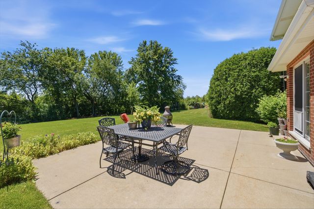 11321 Laura Lane, Frankfort, IL 60423