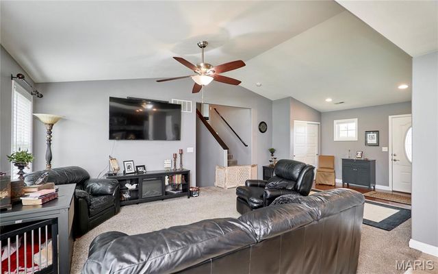 437 Prairie Creek Drive, Wentzville, MO 63385