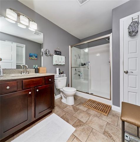 437 Prairie Creek Drive, Wentzville, MO 63385