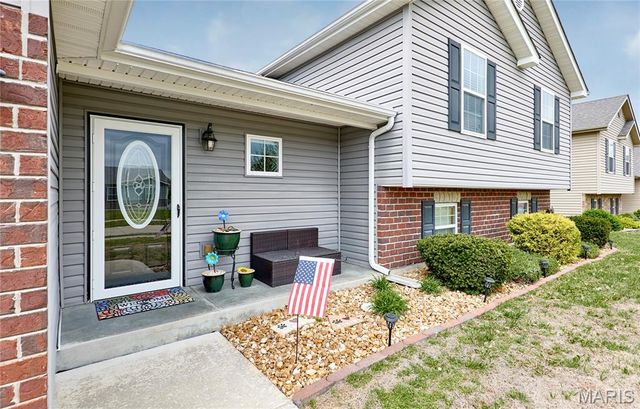 437 Prairie Creek Drive, Wentzville, MO 63385