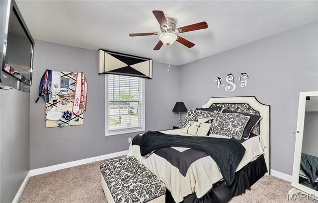 437 Prairie Creek Drive, Wentzville, MO 63385