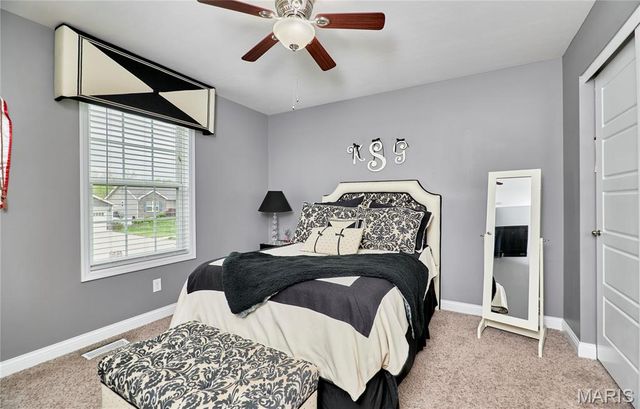 437 Prairie Creek Drive, Wentzville, MO 63385