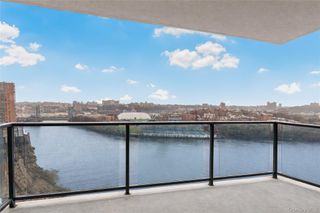 2500 Johnson Avenue 15G, Bronx, NY 10463