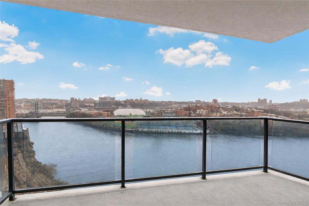 2500 Johnson Avenue 15G, Bronx, NY 10463