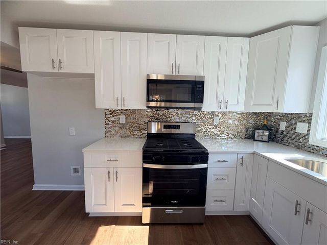 205 Bunche BLVD, Portsmouth, VA 23701