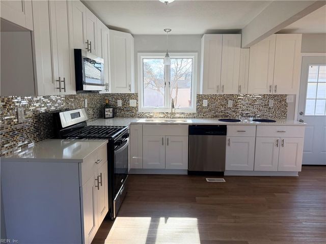 205 Bunche BLVD, Portsmouth, VA 23701