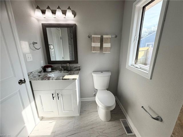 205 Bunche BLVD, Portsmouth, VA 23701