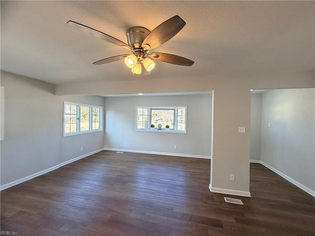 205 Bunche BLVD, Portsmouth, VA 23701