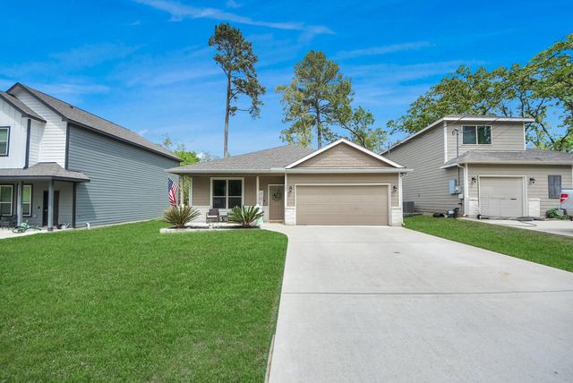 709 Little River Drive, Conroe, TX 77316
