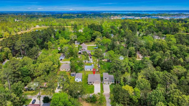 709 Little River Drive, Conroe, TX 77316