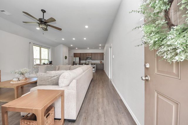 709 Little River Drive, Conroe, TX 77316