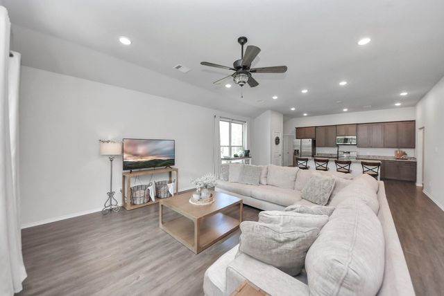 709 Little River Drive, Conroe, TX 77316