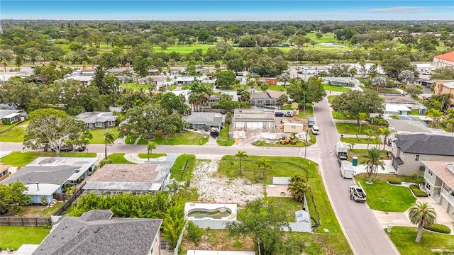 2464 DEL RIO WAY, Dunedin, FL 34698