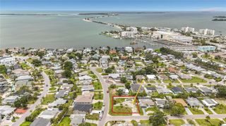 2464 DEL RIO WAY, Dunedin, FL 34698