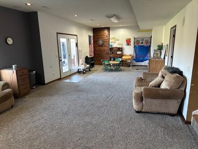 6481 Private Road 1182, West Plains, MO 65775