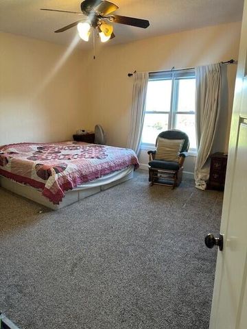 6481 Private Road 1182, West Plains, MO 65775