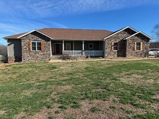 6481 Private Road 1182, West Plains, MO 65775