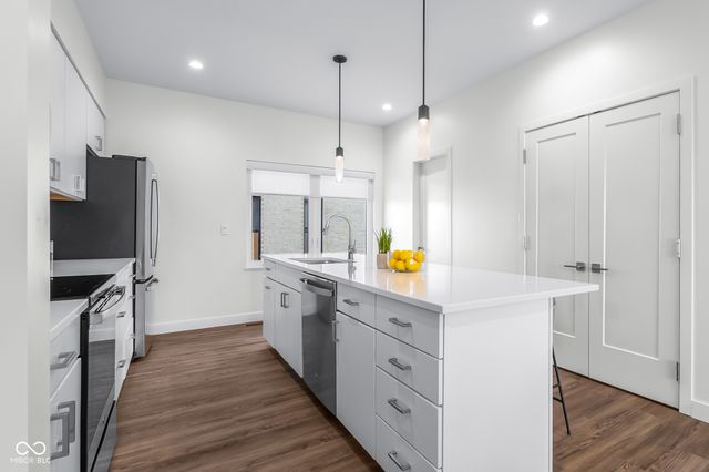 806 7th Street, Columbus, IN 47201