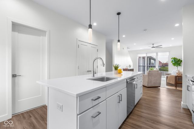 806 7th Street, Columbus, IN 47201